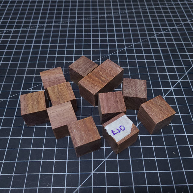 (12개 ) 20mm 마카우드 묵주 염주 구슬깎기 주사위 만들기용 깍두기 미니 큐브 세트